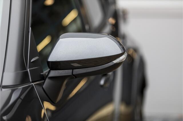 Toyota YARIS Cross 1.5 Hybrid 130 Style Edition 2025 Parkeersensoren V+A, Dodehoeksensor, Navigatie , All-in Rijklaarprijs