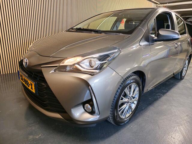Toyota YARIS 1.5 Hybrid Aspiration Navi - Achteruitrijcamera - Climate Control