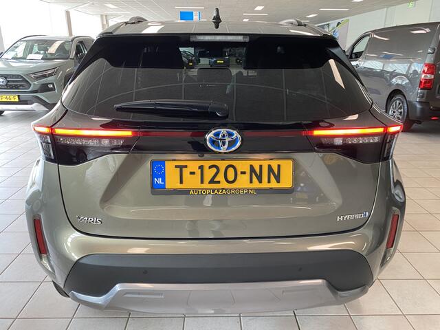Toyota YARIS Cross 1.5 Hybrid Adventure Panoramadak
