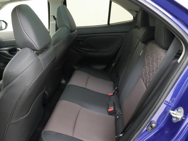 Toyota YARIS Cross 1.5 Hybrid Executive Camera Rondom Panoramadak