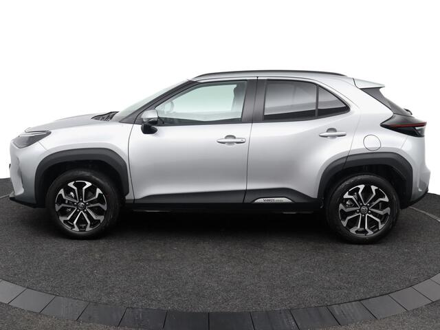 Toyota YARIS Cross 1.5 Hybrid 115 First Edition | Nieuw Uit Voorraad Leverbaar! | 10 Jaar Garantie |