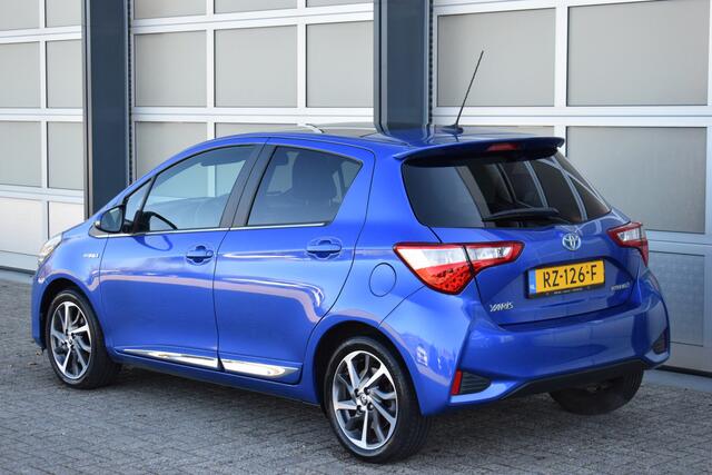 Toyota YARIS 1.5 Hybrid Premium Panodak | Camera | Full options