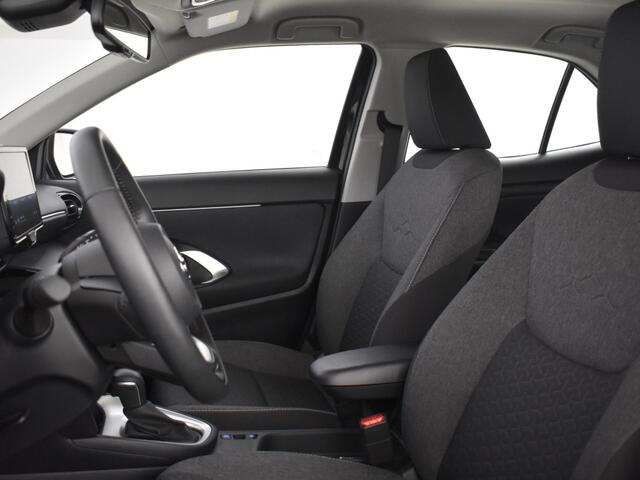 Toyota YARIS 1.5 Hybrid Active Plus | Stuur en Stoelverwarming | HUD | Electr