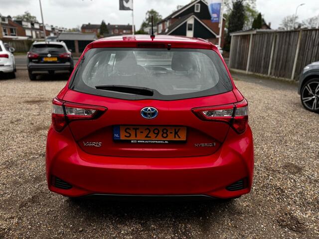 Toyota YARIS 1.5 HYB. DESIGN SP. automaat met 3000 km!!!