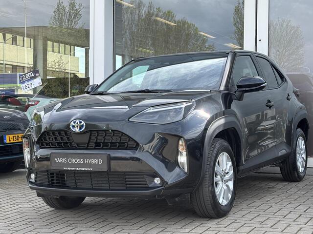 Toyota YARIS Cross Dynamic Edition | Apple Carplay/Android Auto | Parkeersensoren voor + achter | Smart key | Privacy glass | Toyota garantie tot 2034!