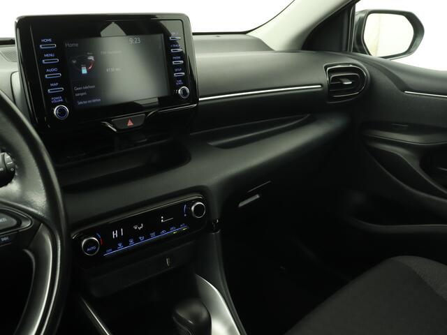 Toyota YARIS 1.5 Hybrid Dynamic Apple Carplay | LM-velgen | Mistlampen