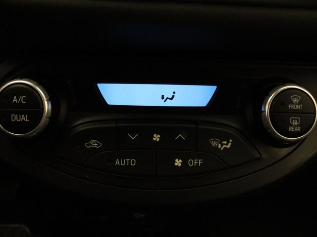 Toyota YARIS 1.5 Hybrid Active Camera | Cruise | Climate | Navi