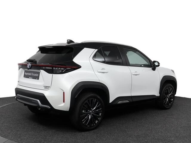 Toyota YARIS Cross 1.5 Hybrid Adventure Limited | 4X4 | Elektrische Achterklep | Parkeersensoren | Navigatie | Apple Carplay/Android Auto |