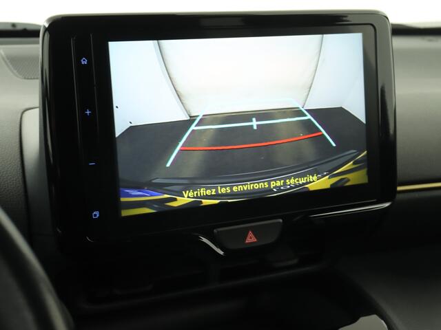 Toyota YARIS Cross 1.5 Hybrid Adventure Limited | Navigatie