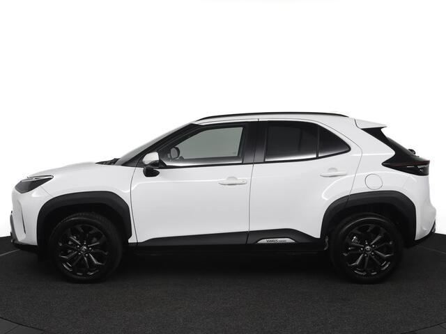 Toyota YARIS Cross 1.5 Hybrid Explore | Trekhaak | Parkeer sensoren | Navigatie |