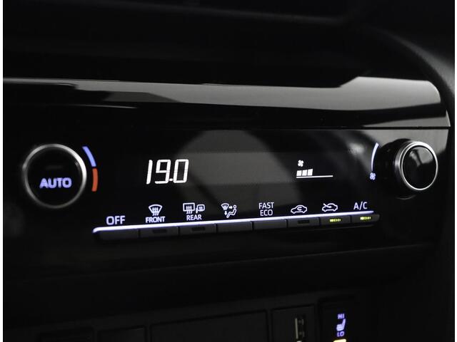 Toyota YARIS Cross 1.5 Hybrid Explore | Trekhaak | Parkeer sensoren | Navigatie |