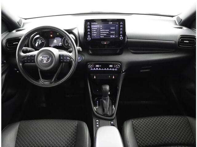Toyota YARIS 1.5 Hybrid Executive | Navigatie | Stoelverwarming | Stuurwielverwarming |