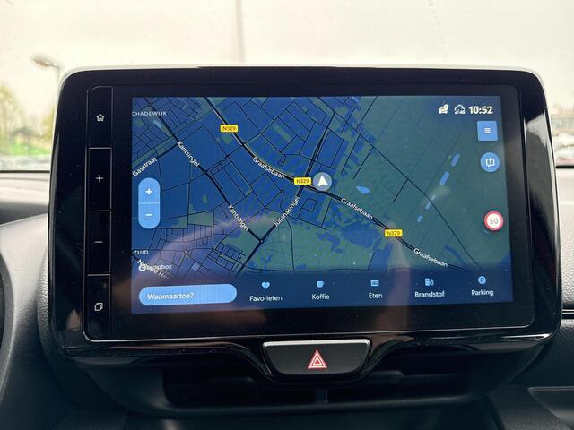 Toyota YARIS 1.5 Hybrid GR Sport **STOEL EN STUURWIELVERWARMING/ HEAD UP DISPLAY/ DODEHOEK DETECTIE/ 36 MAANDEN GARANTIE**