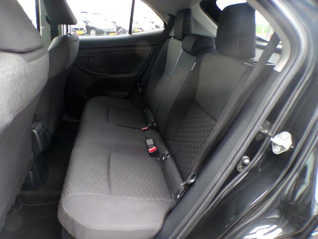 Toyota YARIS Cross 1.5 Hybrid Active, Automaat / Carplay + Android Auto / Sensoren + Camera / Keyless / Navigatie / 16'' LMV