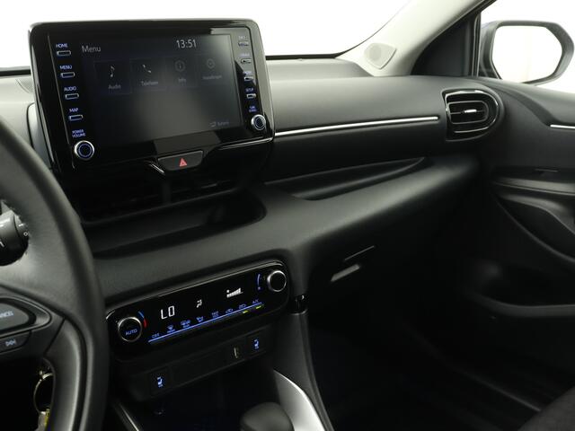 Toyota YARIS 1.5 Hybrid Dynamic Limited | Stoelverwarming | Camera |