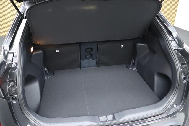 Toyota YARIS Cross 1.5 Hybrid 115 First Edition | Comfort Pack | Nieuw uit voorraad leverbaar | ¤ 2.000,- voorraad voordeel! | Adaptive-cruise | Apple Carplay & Android Auto | Camera | Navigatie | Dodehoekdetectie