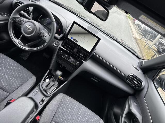 Toyota YARIS Cross 1.5 Hybrid 130pk First Edition Comfort Pack | 06-10141018 Voor meer informatie