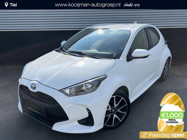 Toyota YARIS 1.5 Hybrid Style Apple Carplay en/of Android auto Navigatie, Stoelverwarming, 17"LMV, Achteruitrijcamera, Adaptieve cruise control,