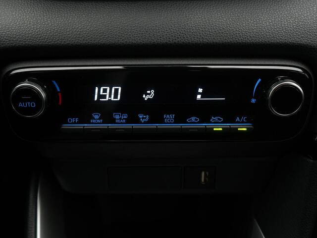 Toyota YARIS 1.5 Hybrid Dynamic