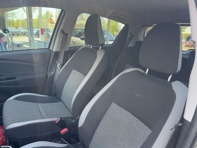 Toyota YARIS 1.5 Hybrid Y20 Exclusive Edition