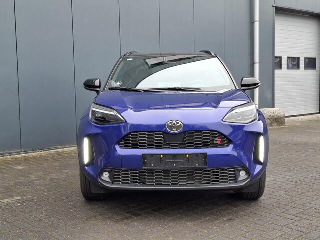 Toyota YARIS Cross 1.5 Hybrid 130 GR Sport Plus | elektr. achterklep | Dodehoek detectie | PDC V+A | Head-up display |