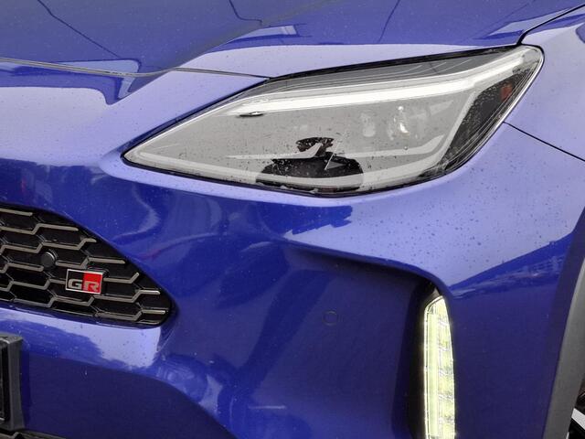 Toyota YARIS Cross 1.5 Hybrid 130 GR Sport Plus | elektr. achterklep | Dodehoek detectie | PDC V+A | Head-up display |
