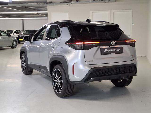 Toyota YARIS Cross 1.5 Hybrid 130 GR Sport Plus | elektr. achterklep | Dodehoek detectie | PDC V+A | Head-up display |