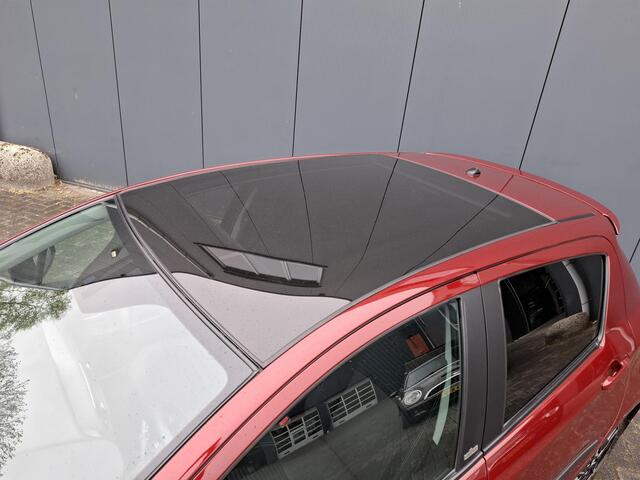Toyota YARIS 1.5 Hybrid Volcano Edition