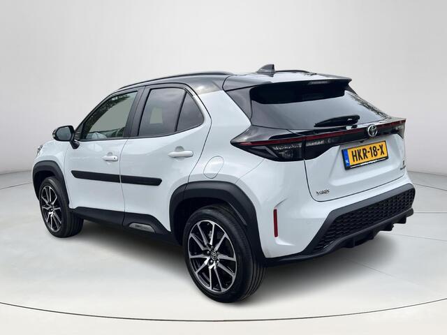 Toyota YARIS Cross 1.5 Hybrid GR Sport | Carplay | Stoel- + stuurverwarming | Elektrische klep | 18 inch LM-velgen |