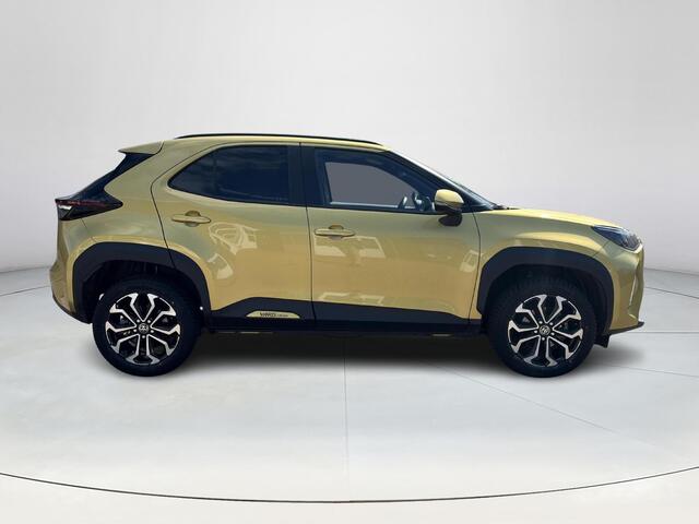 Toyota YARIS Cross 1.5 Hybrid Dynamic 4x4 | Carplay | Stoelverwarming | Parkeersensoren | LED koplampen |