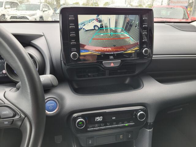 Toyota YARIS 1.5 Hybrid Style Aut. | PDC | Cruise | Privacy glass | Climatecontrol | Camera
