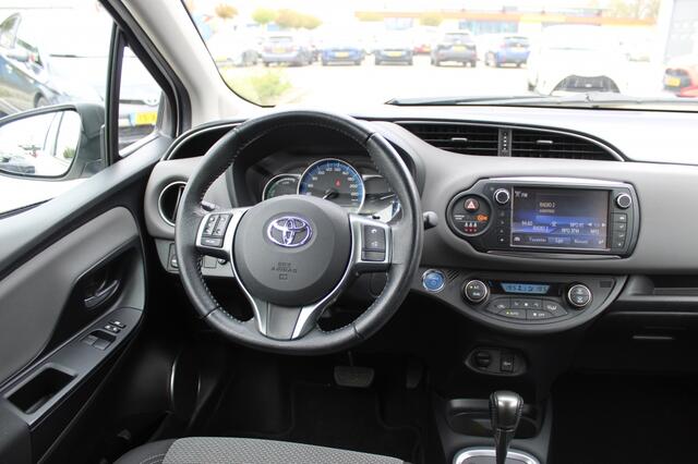 Toyota YARIS 1.5 Hybrid Trend | Sensoren v/a | Keyless Start | Achteruitrijca