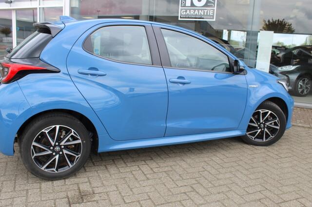 Toyota YARIS 1.5 Hybrid Dynamic | NL Auto | Navi | Keyless Entry & Start | An