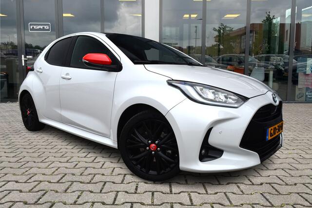Toyota YARIS 1.5 Hybrid GR Sport | Pano | Camera | Head-Up | JBL |