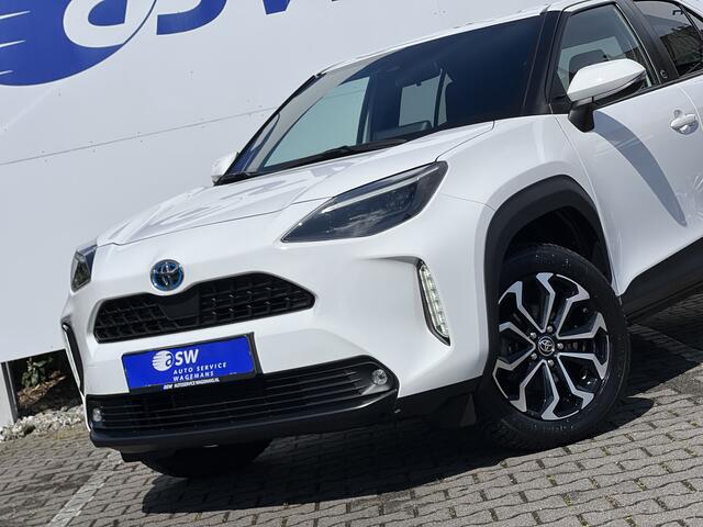 Toyota YARIS Cross 1.5 Hybrid Team D | Navi | ACC | Camera | Carplay | LED