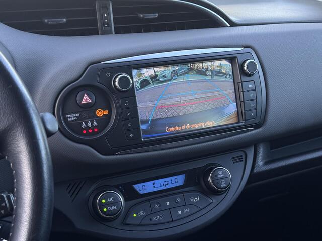 Toyota YARIS 1.5 Hybrid Business Plus Navigatie | Fabrieksgarantie