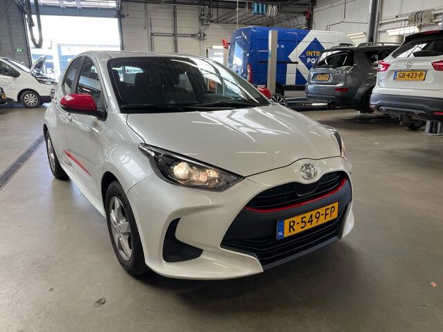 Toyota YARIS 1.0 VVT-i Active Nieuwe Foto's Volgen!