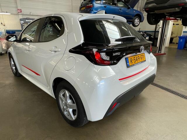 Toyota YARIS 1.0 VVT-i Active Nieuwe Foto's Volgen!