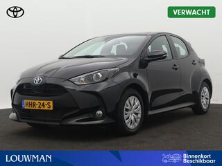 toyota-yaris-1.5-hybrid-business-li