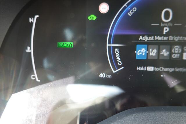 Toyota YARIS HYBRID COMFORT ( NIEUWE AUTO )