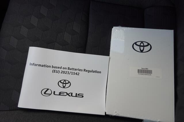 Toyota YARIS HYBRID COMFORT ( NIEUWE AUTO )