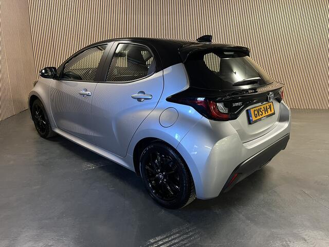 Toyota YARIS 1.5 Hybrid Active Bi-Tone