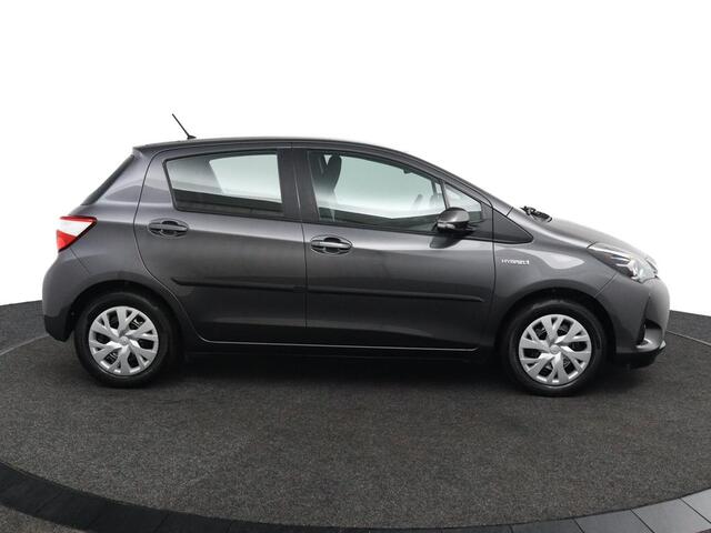 Toyota YARIS 1.5 Hybrid Active | Navigatie | Trekhaak | Cruise Control | Climate Control |