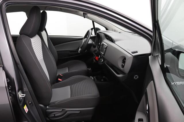 Toyota YARIS 1.5 Hybrid Active | Navigatie | Trekhaak | Cruise Control | Climate Control |