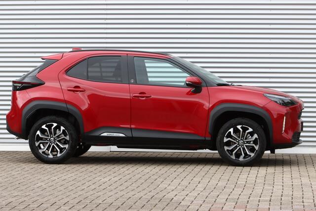 Toyota YARIS Cross 1.5 Hybrid 130 Team-Player NIEUW Safety+ Winter-pakket