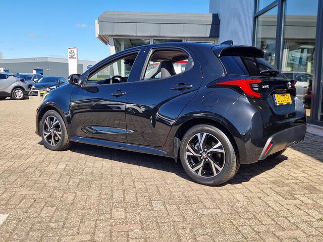 Toyota YARIS 1.5 Hybrid 115 First Edition