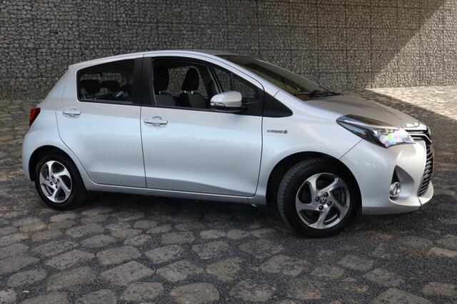 Toyota YARIS 1.5 Hybrid | Geen import | Navigatie | Cruise