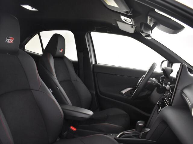 Toyota YARIS 1.5 Hybrid 130 GR Sport | JBL | BLS | Parkeersensoren V+A