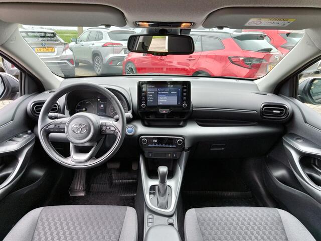 Toyota YARIS 1.5 Hybrid 115 Active Plus | Stoel & stuurverwarming | Clima | Cruise | DAB | Camera