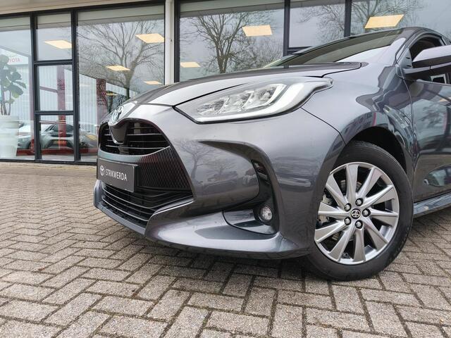 Toyota YARIS 1.5 Hybrid 115 Active Plus | Stoel & stuurverwarming | Clima | Cruise | DAB | Camera